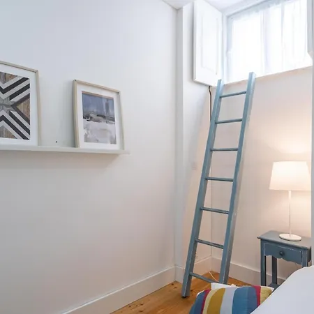 Akicity Anjos Star * Lisbon